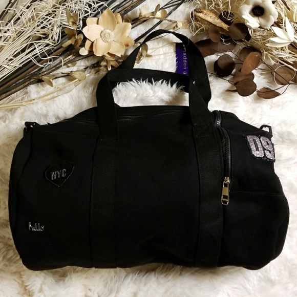 madden girl duffle bag